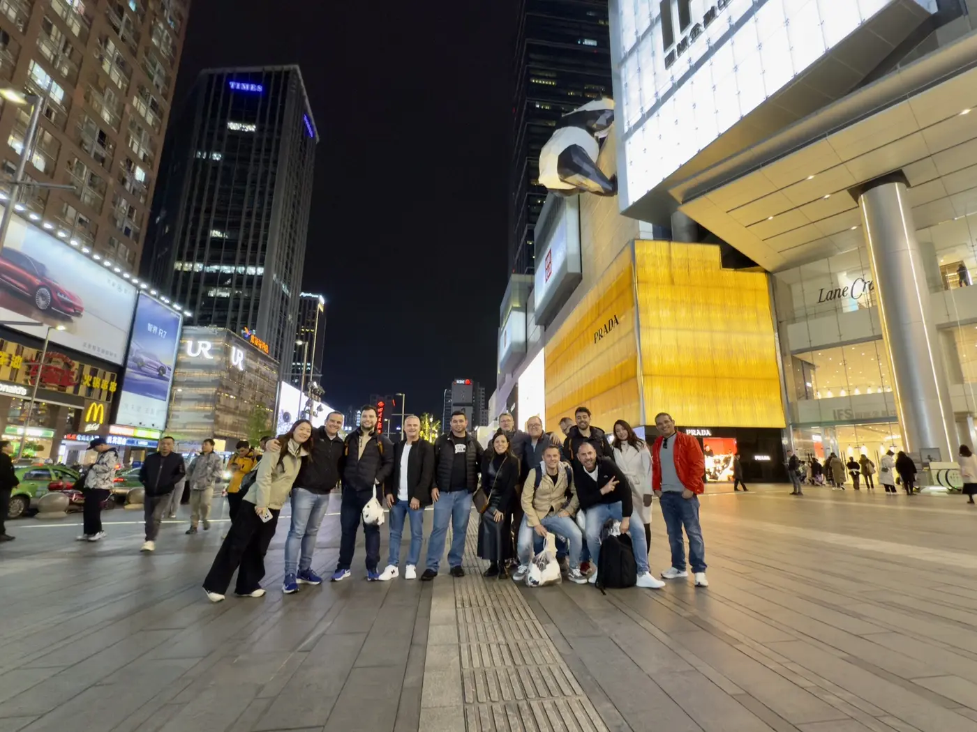 Brazilian customer delegation during the Shenzhen stop of the 2024 business trip